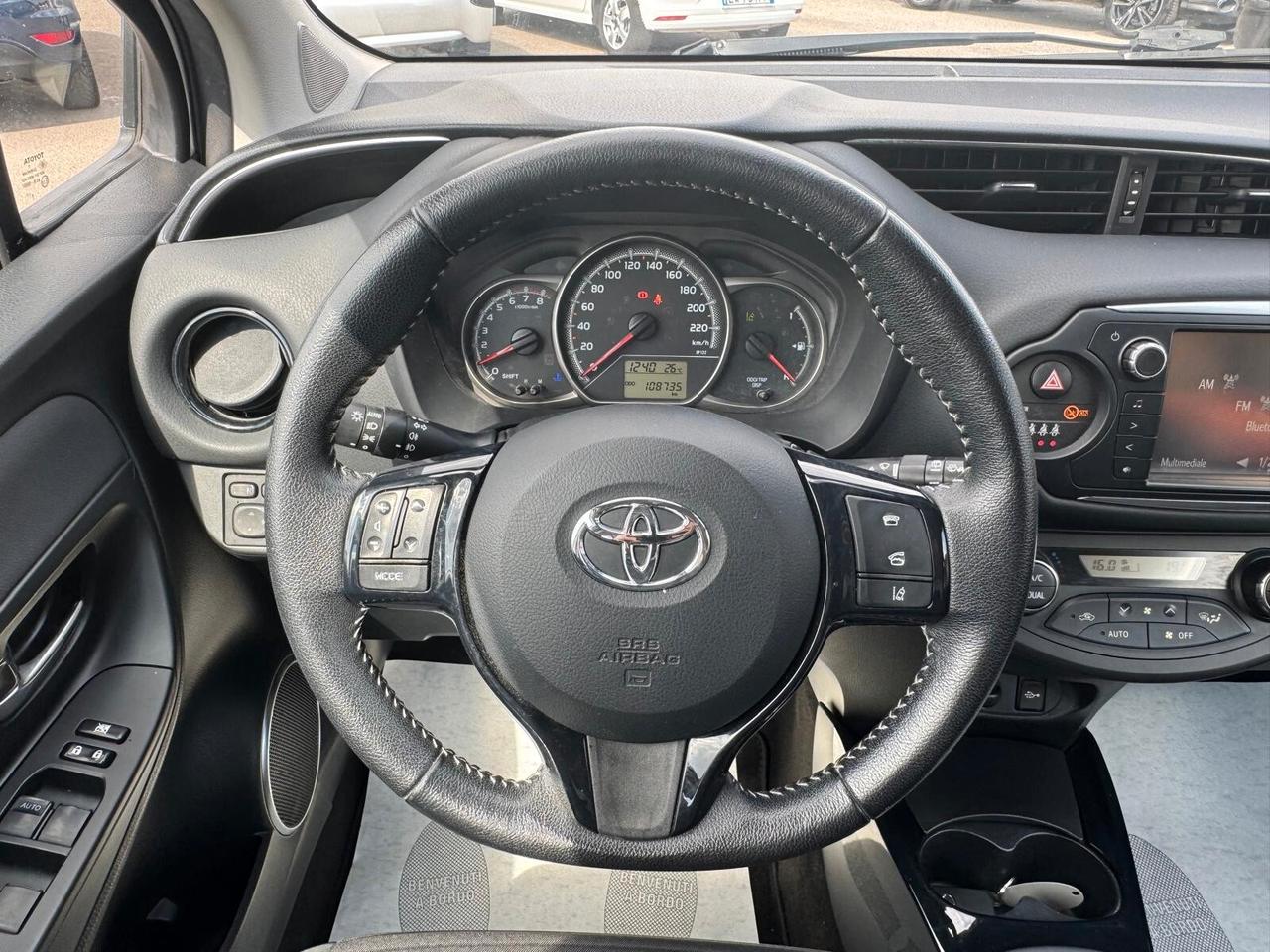 Toyota Yaris 1.0 VVT-I 69CV 5P LOUNGE 2016
