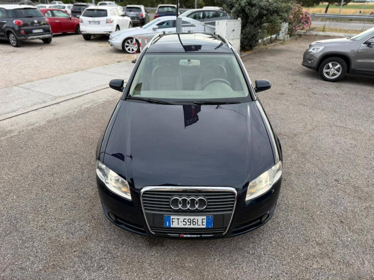 AUDI A4 2.7 V6 TDI F.AP. Avant mult. Top plus