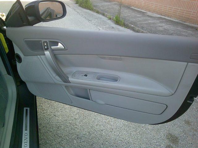 VOLVO C70 2.0 D Summum