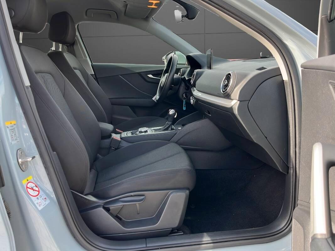 Audi Q2 35 2.0 tdi Business s-tronic