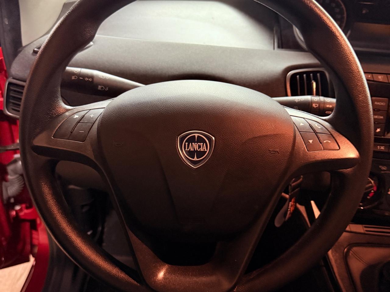 SPETTACOLARE LANCIA YPSILON MILD- HYBRID UNICO PROPRIETARIO CON SOLI 31.663 KM