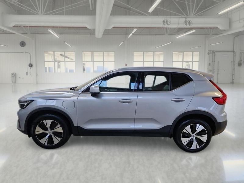 VOLVO XC40 T4 RECHARGE PLUG-IN AUTO PLUS BRIGHT SUV
