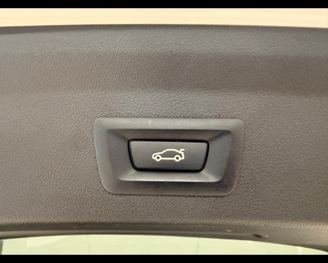 BMW Serie 1 (F40) - 118d 5p. Msport