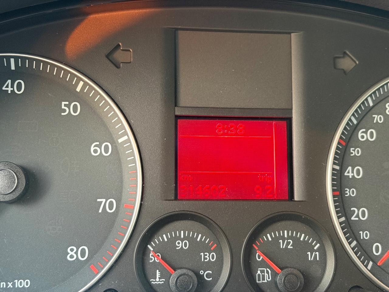 Volkswagen Touran 2.0 Trendline Ecofuel