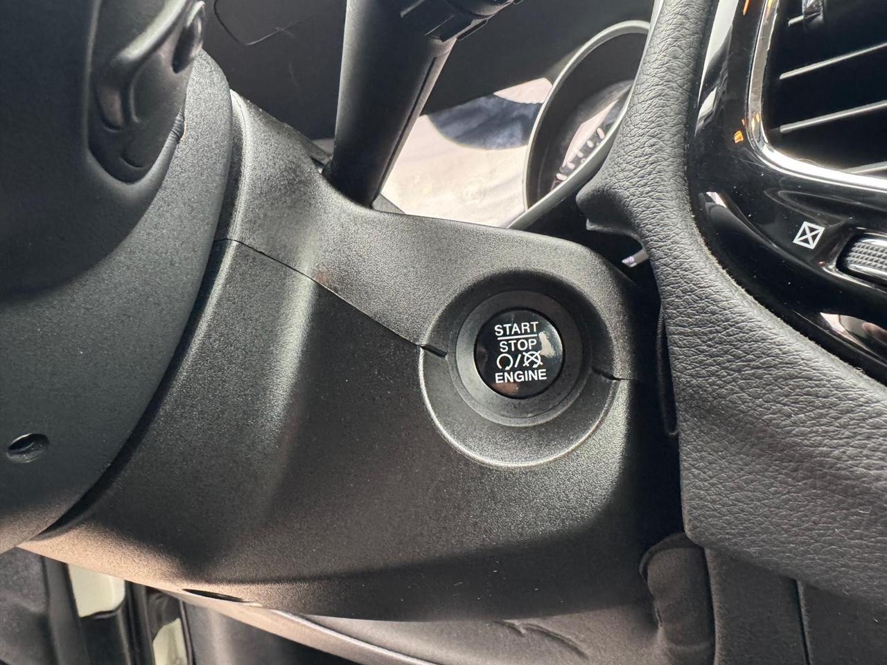 Jeep Compass 2.0 Multijet II Limited led bixeno cam cruise