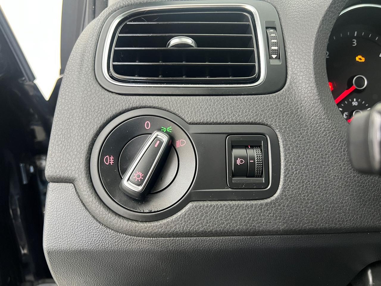 VOLKSWAGEN Polo V 2014 Polo 5p 1.4 tdi Comfortline 75cv