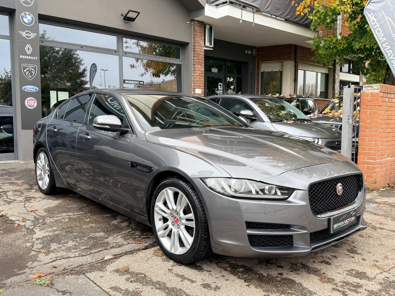 Jaguar XE 2.0 D 180 CV AWD aut. Prestige
