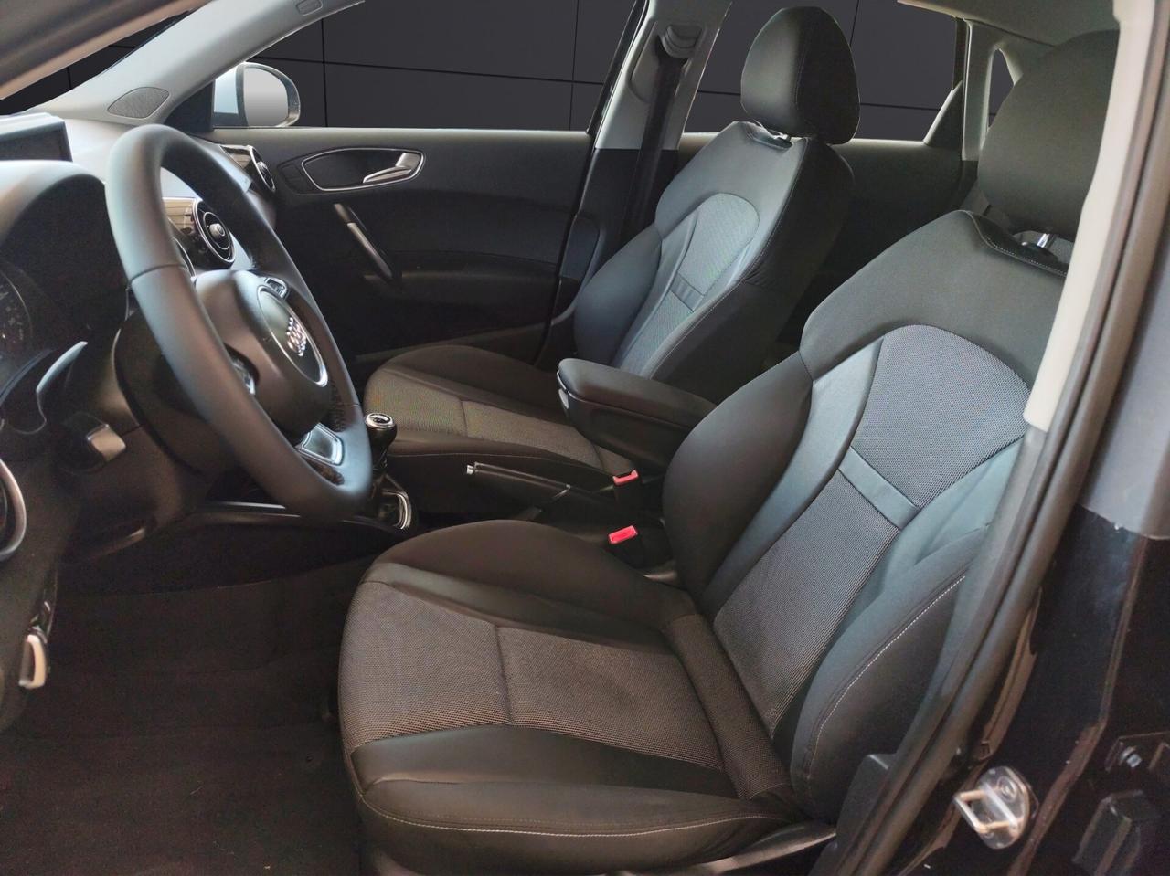 AUDI A1/S1 A1 SPB 1.2 TFSI Ambition