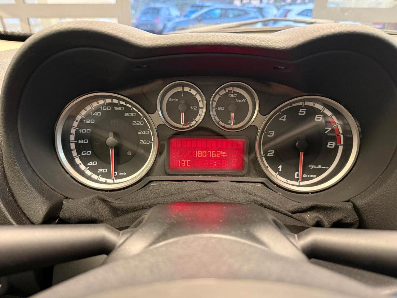 Alfa Romeo MiTo 1.4 78 CV Distinctive Sport Pack