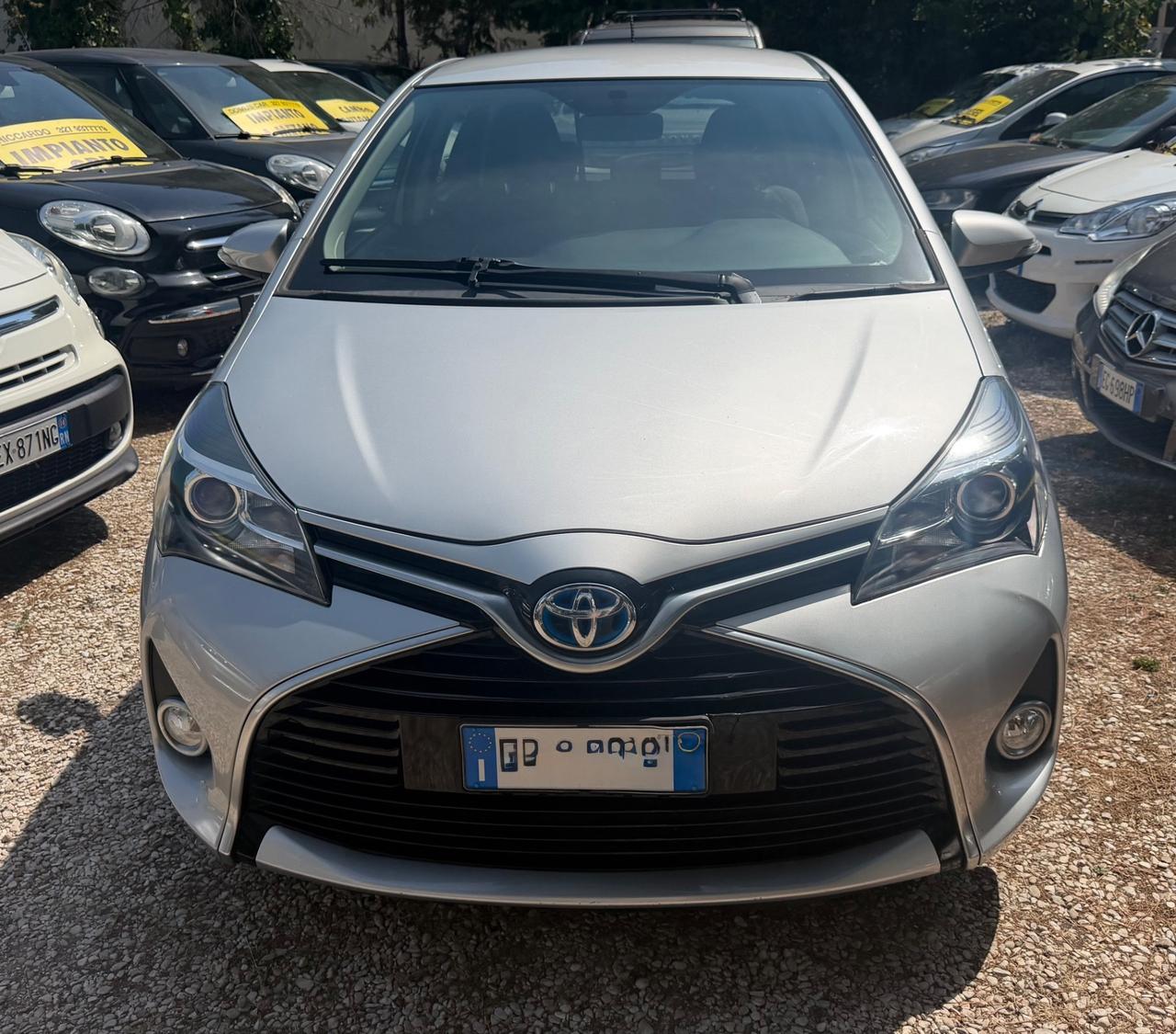 Toyota Yaris 1.5 Hybrid 5 porte Cool
