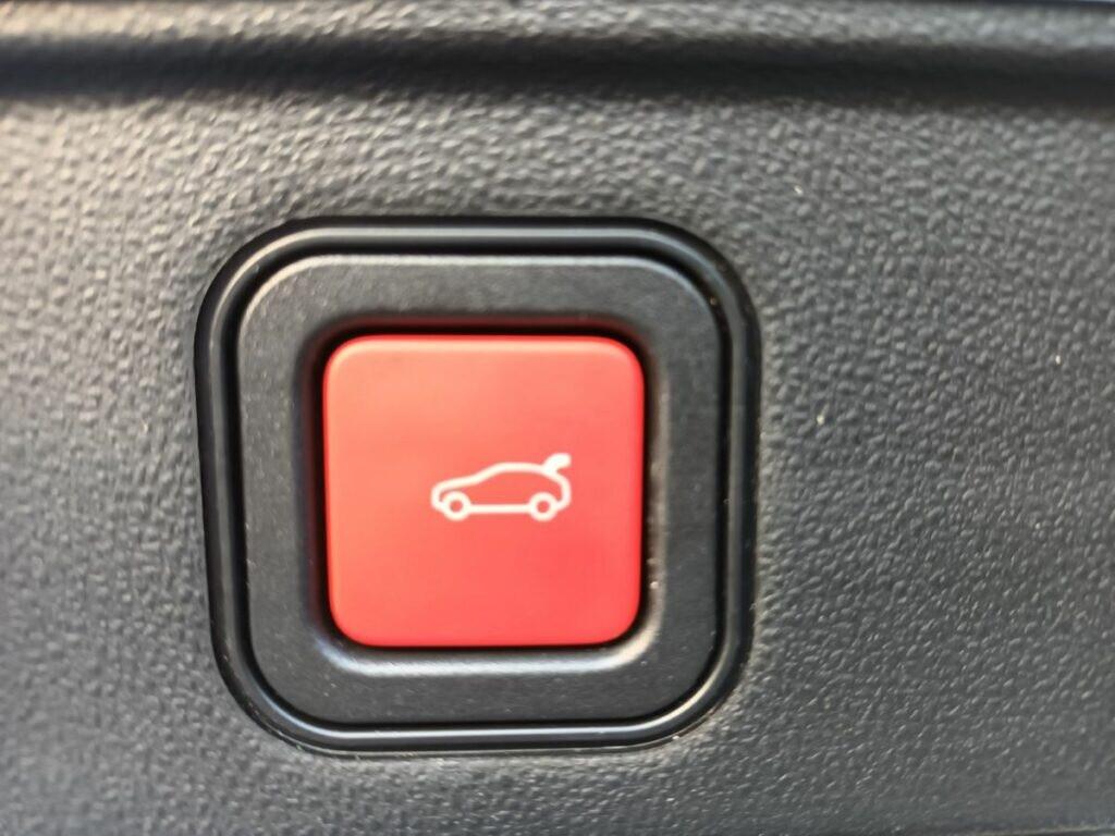 Fiat 600 Hybrid 110 CV DCT MHEV La Prima