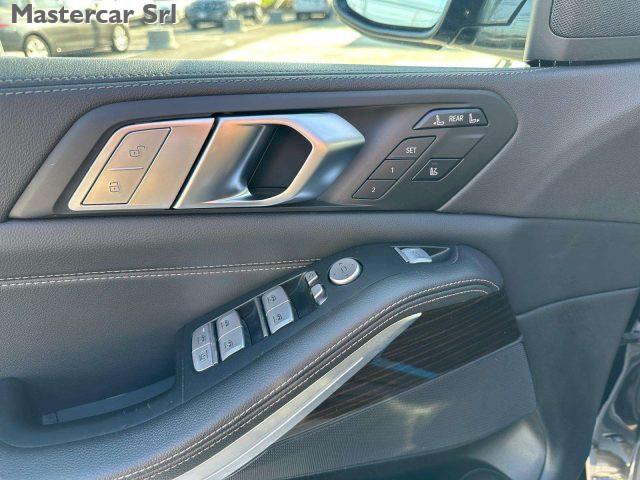 BMW X7 X7 xdrive30d auto PELLE/TETTO 7posti - FZ872FW