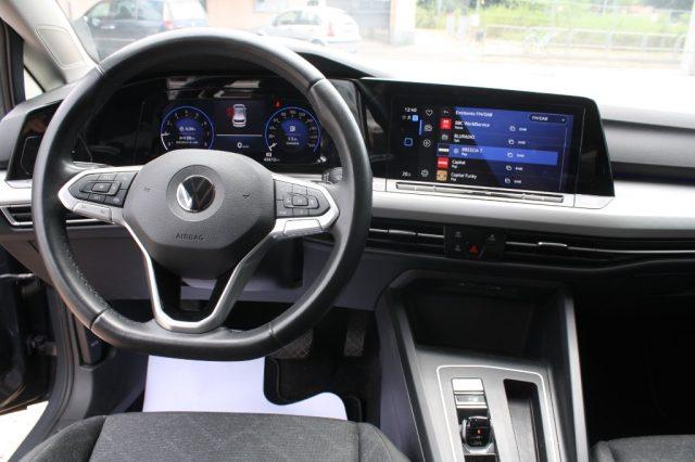 VOLKSWAGEN Golf 1.0 eTSI EVO DSG Life