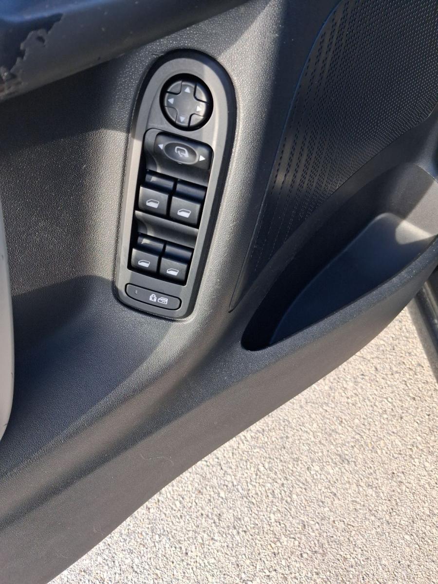 CITROEN - C3 - 1.4 Exclusive