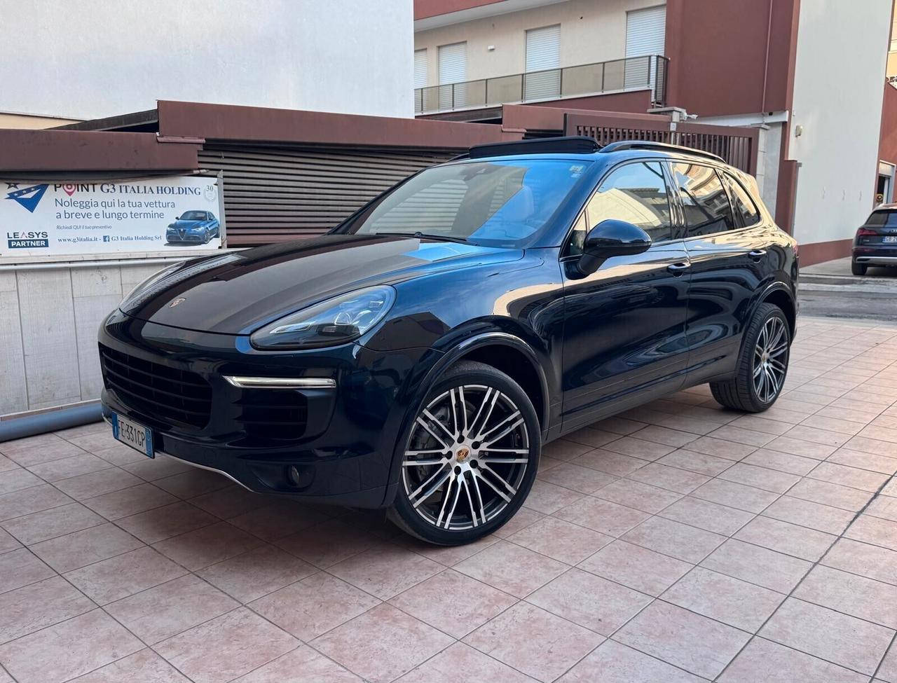 Porsche Cayenne 3.0 Diesel 250CV TETTO PASM