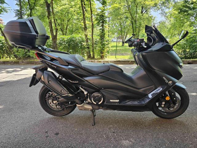 YAMAHA T-Max 560 E
