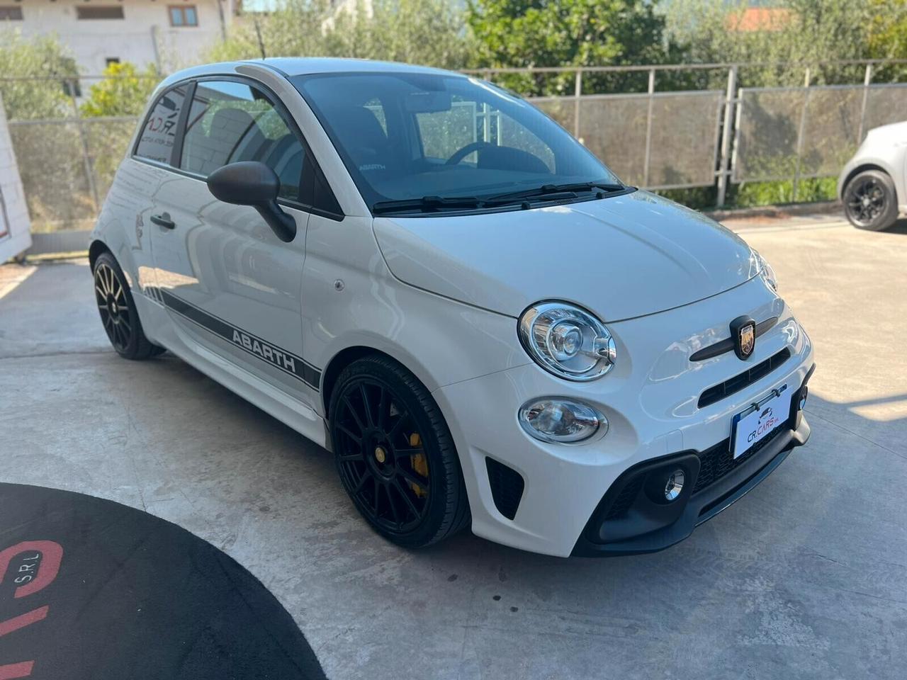 Abarth 595 1.4 Turbo T-Jet 145 CV Allestimento competizione - Selleria Sabelt