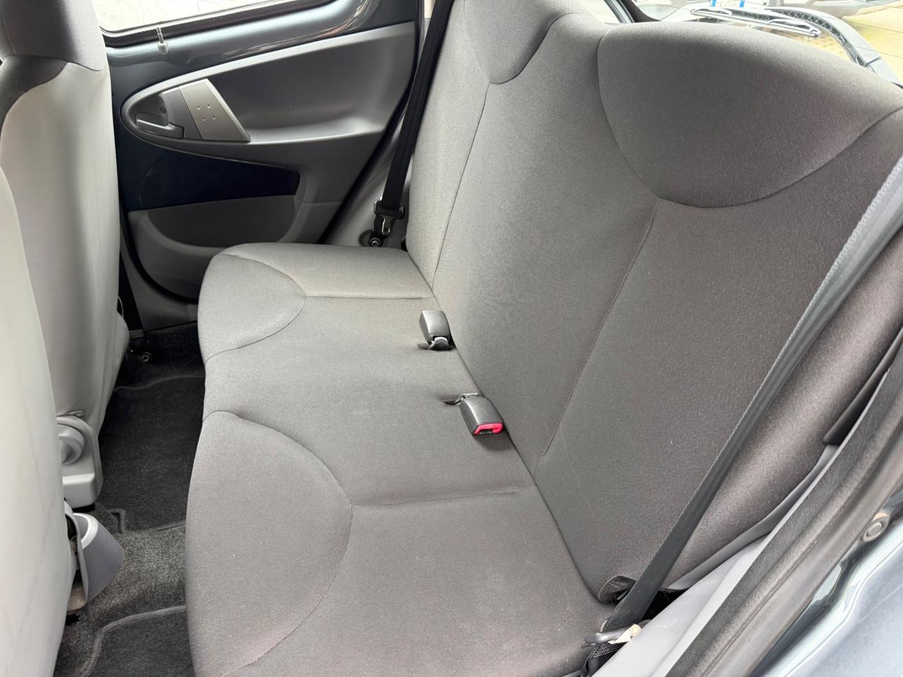 Toyota Aygo 1.0 12V VVT-i 5 porte Km Certificati