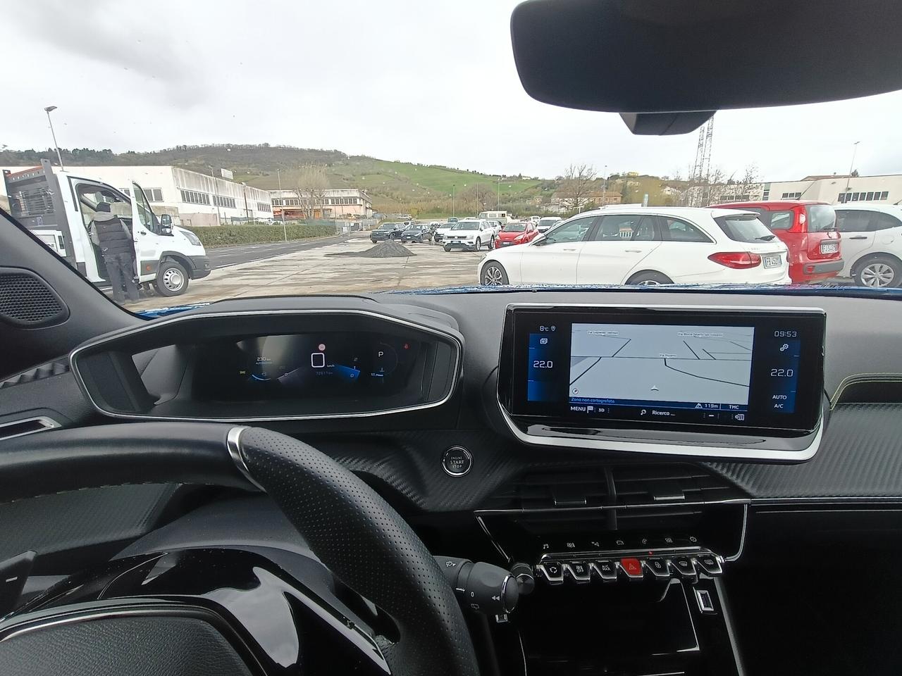 Peugeot 2008 BlueHDi 130 S&S EAT8 GT