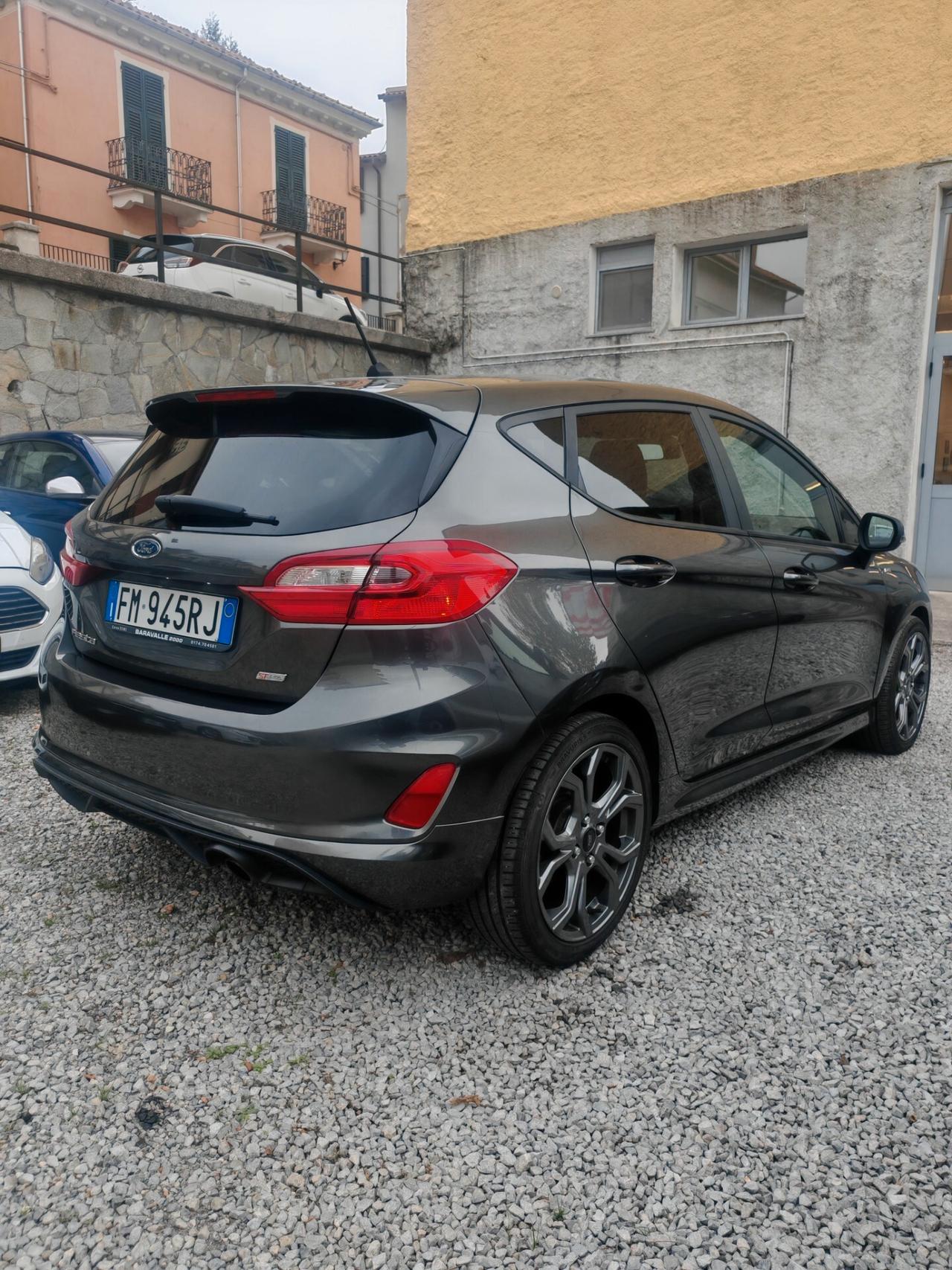 Ford Fiesta 1.5 TDCi 5 porte ST-Line