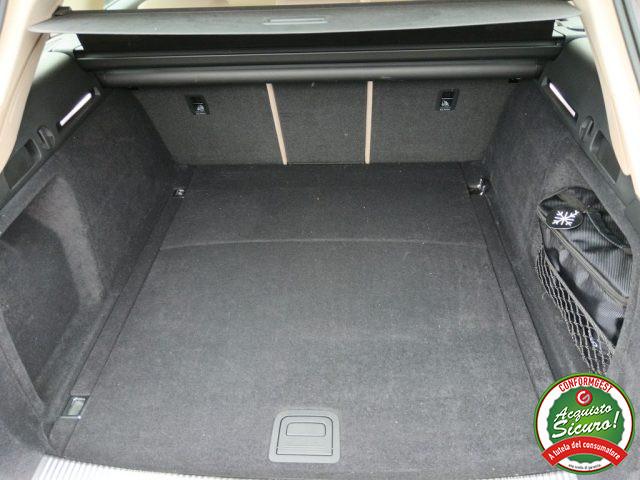 AUDI A4 Avant 30 TDI/136 CV S tronic Business