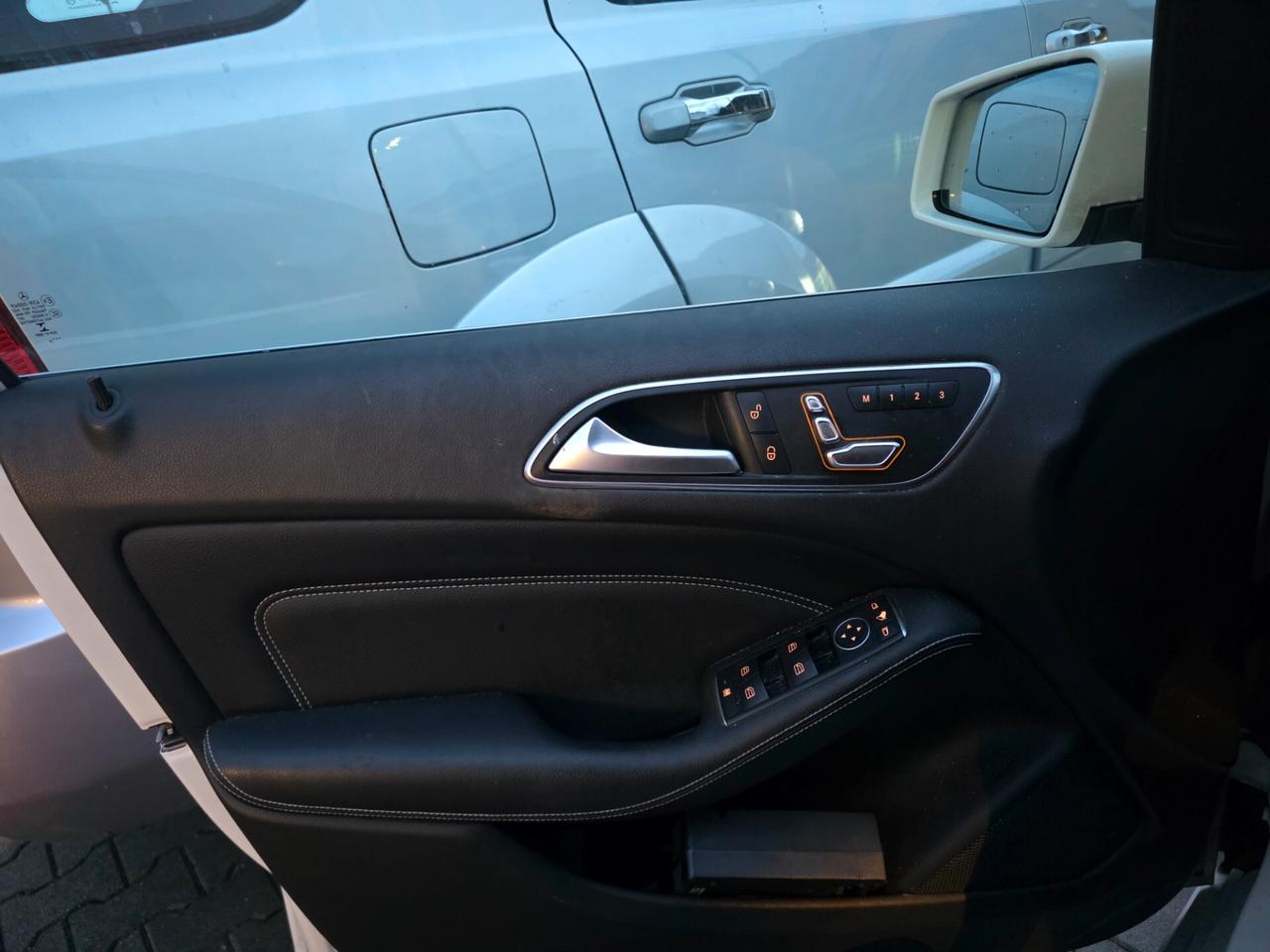 Mercedes-benz B 180 Premium perfetta e garantita 12 M