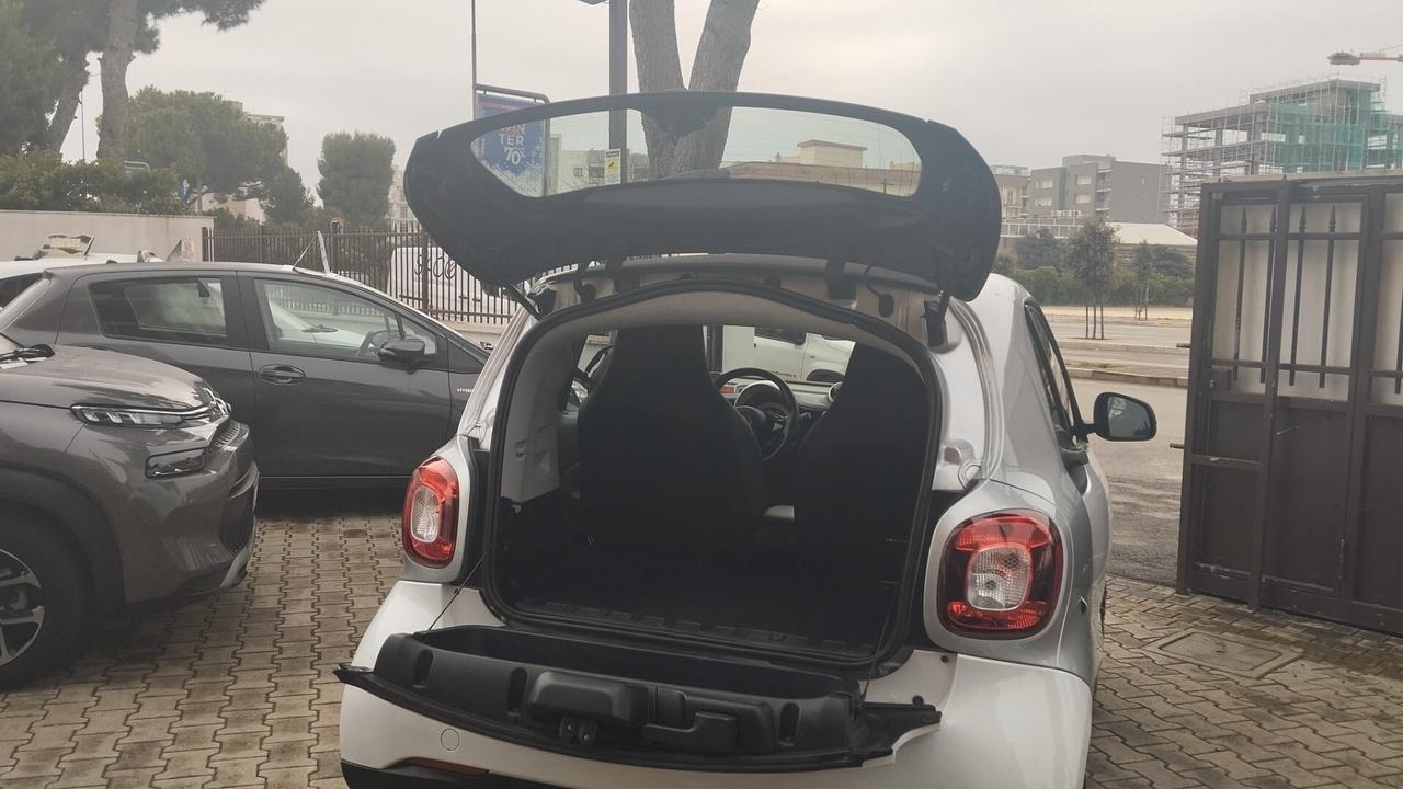 SMART FORTWO 1.0 BENZ NAVI -PREZZO PROMO