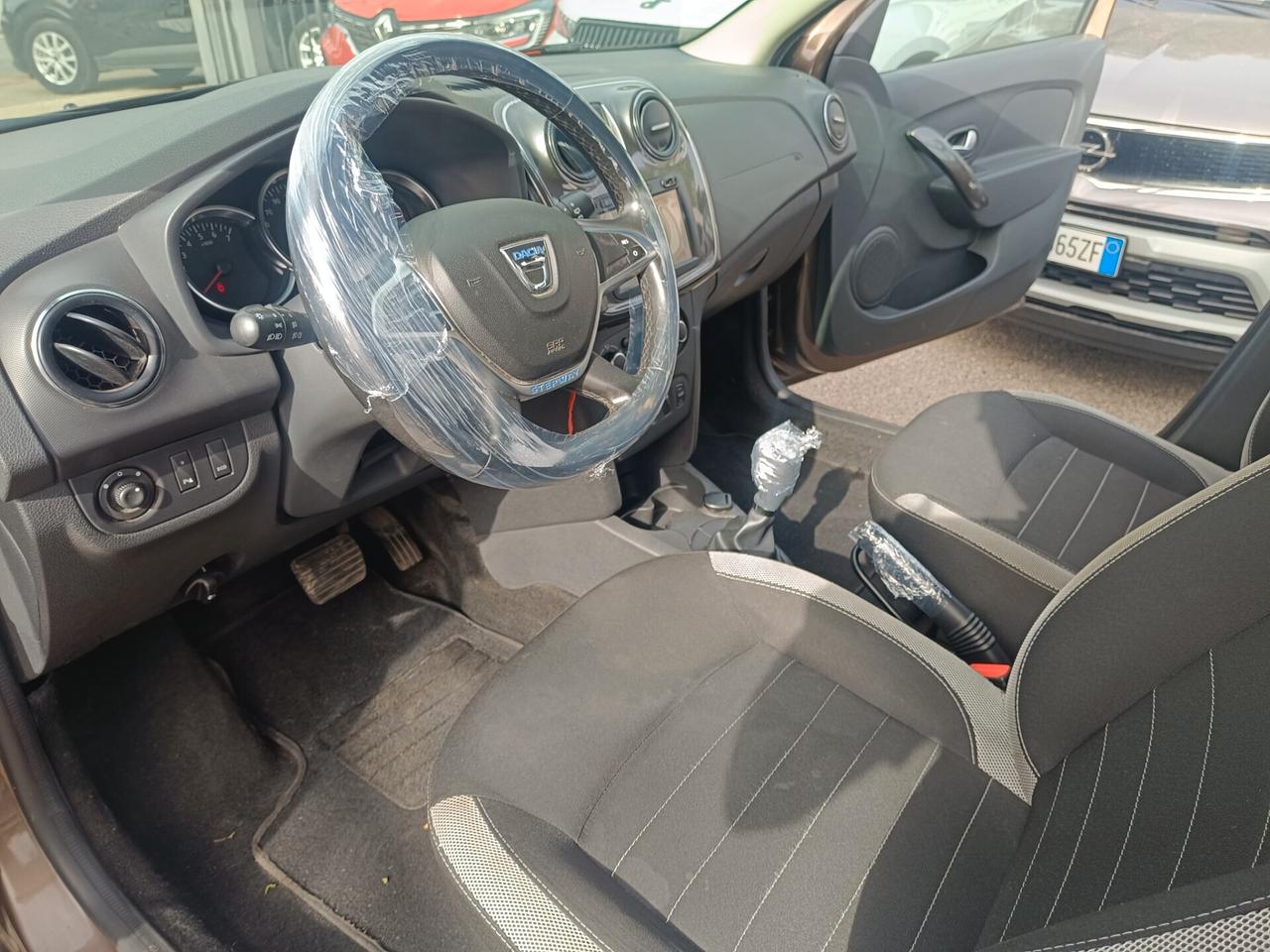 Dacia Sandero 0.9 TCe 12V 90CV Start&Stop Easy-R Lauréate