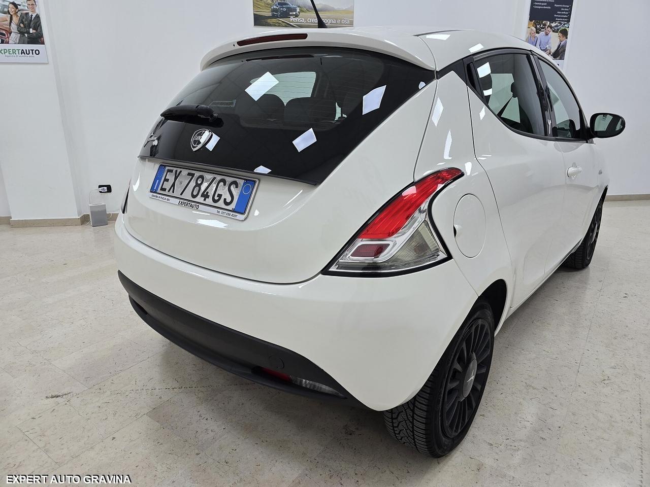 LANCIA YPSILON 1.2 69CV BENZINA