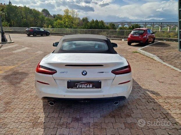 Bmw Z4 20i cc2000 cv 198 km 18000 pari al nuovo iva esposta