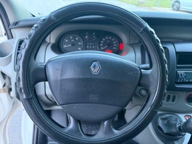 RENAULT Trafic T27 1.9 dCi/100 GANCIO TRAINO