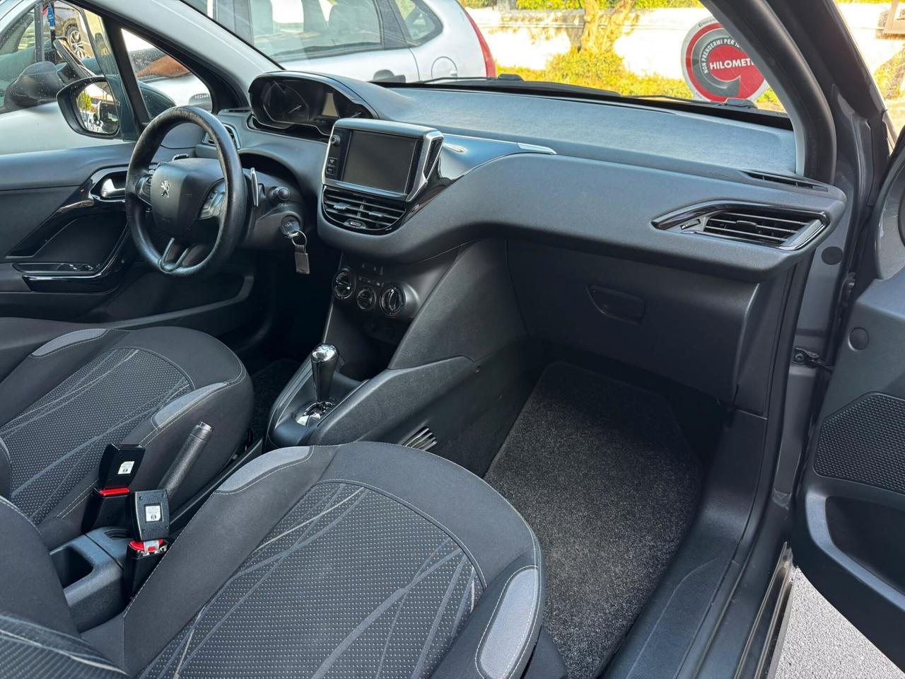 Peugeot 208 1.4 e-HDi 68 CV S&S robotizzato 3 porte Active