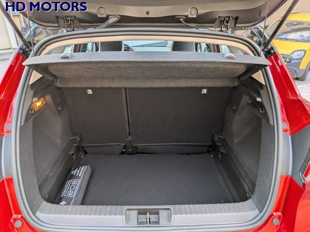 RENAULT Captur MILD hybrid intens 140 cv