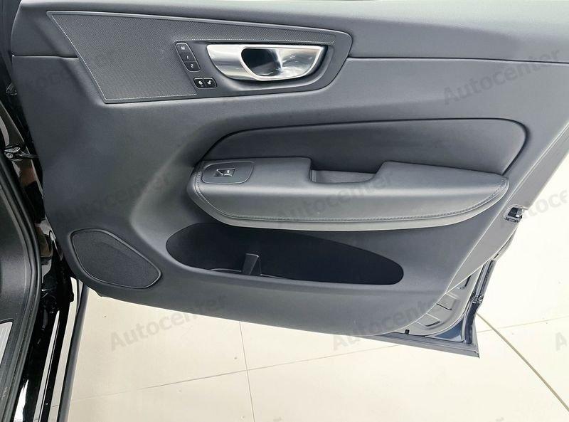 Volvo XC60 B4 (d) 197CV AWD AUT PLUS DARK