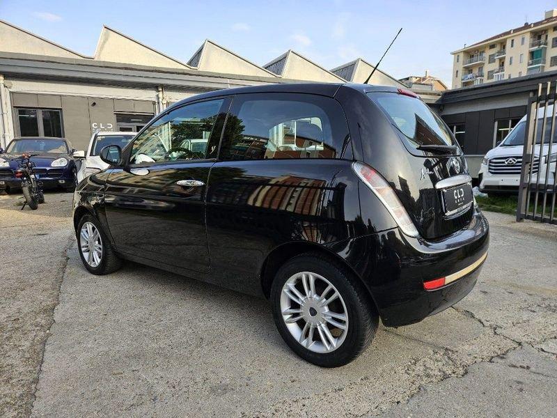 Lancia Ypsilon 1.3 MJT 75 CV