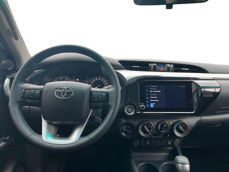 Toyota Hilux doppia cabina Lounge 2.4 cc automatico