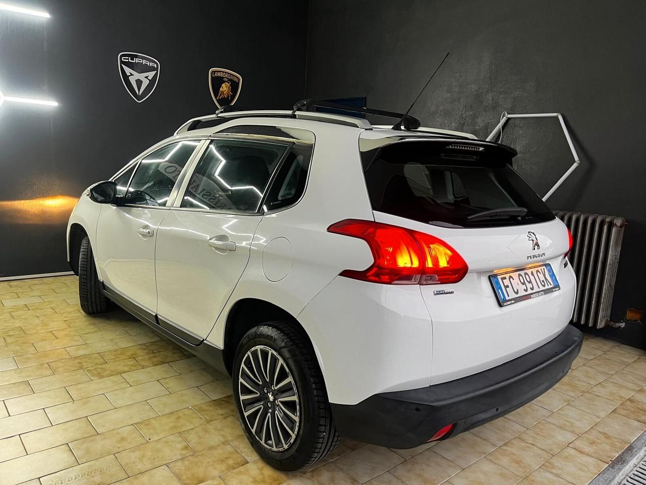 Peugeot 2008 PureTech 82 Allure