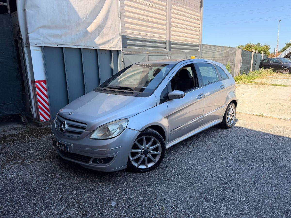 MERCEDES - Classe B - 200 CDI Chrome