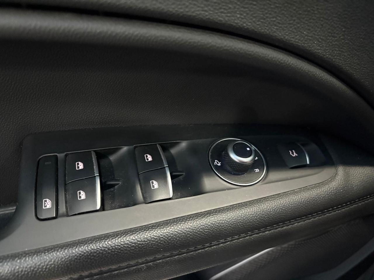 Alfa Romeo Stelvio 2.2 Turbodiesel 180 CV AT8 Q4 Business