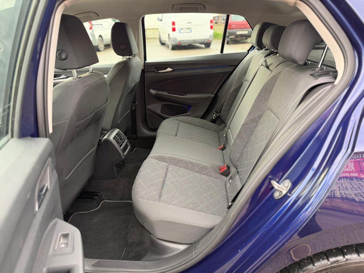 VOLKSWAGEN - Golf - Variant 2.0 TDI SCR Style