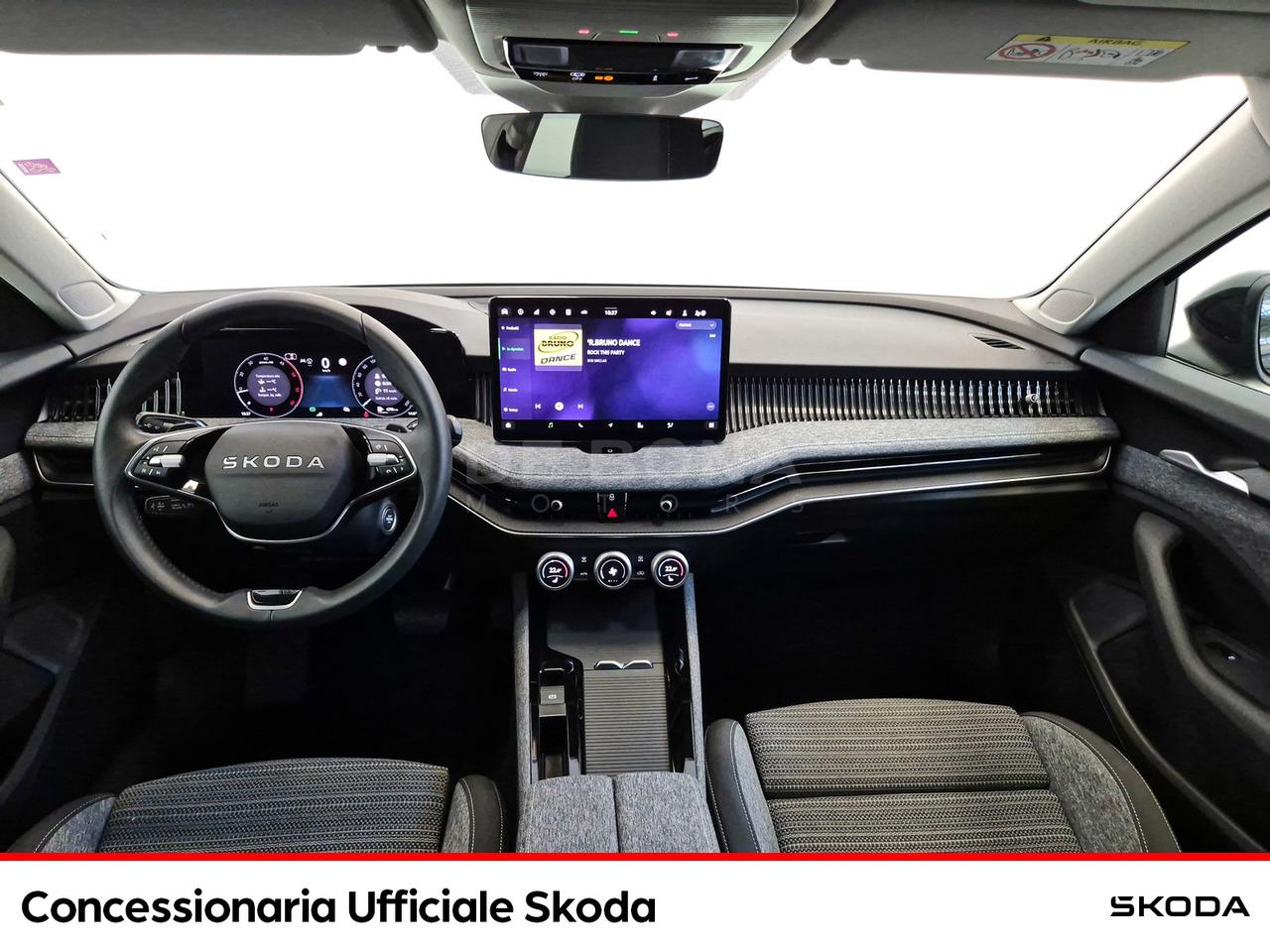 Skoda Superb wagon 2.0 tdi selection 150cv dsg