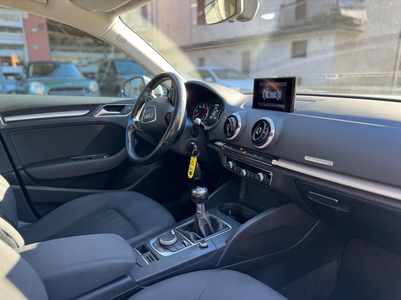 Audi A3 SPB 1.6 TDI clean diesel quattro - TRAZIONE INTEGRALE: 4x4 - VETRI OSCURATI