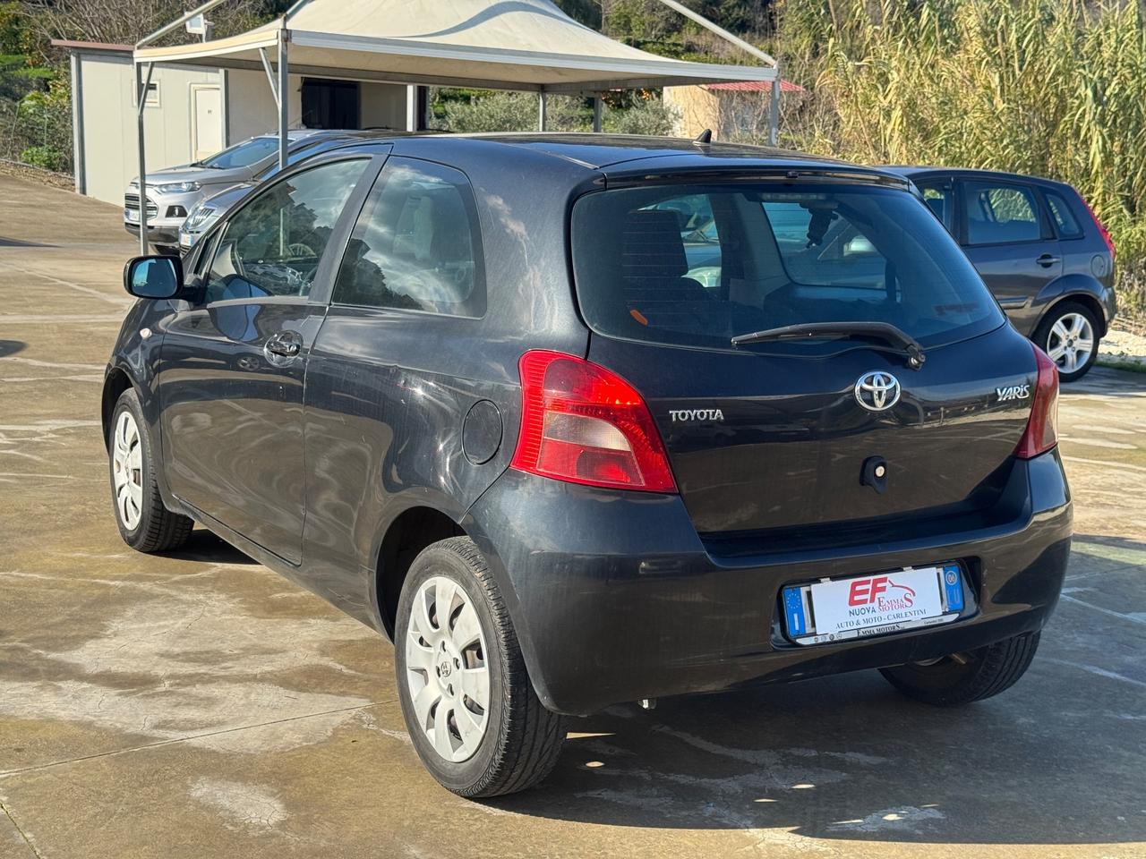 Toyota Yaris 1.0 3 porte