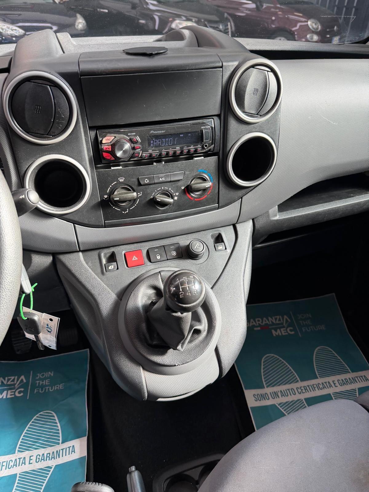 Peugeot Partner Diesel 3 Posti IVA ESPOSTA