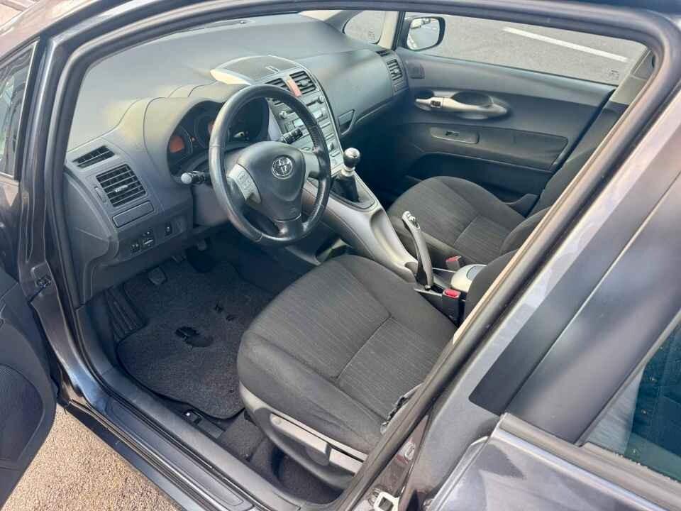 Toyota Auris 2.0 D-4D 5 porte 126 CV
