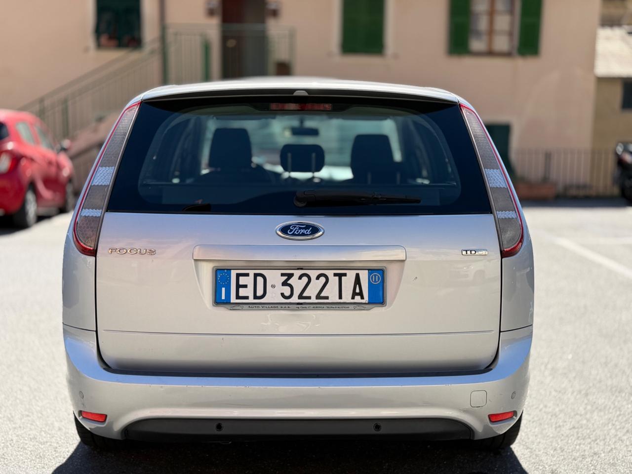 Ford Focus 1.6 TDCi 115 CV neopatentati - euro5 2011