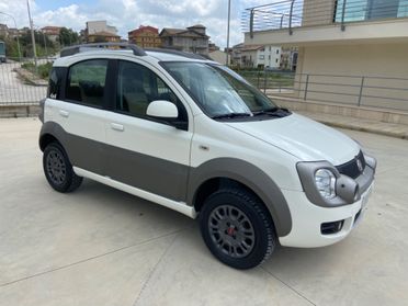 Fiat Panda 4x4 cross 1.3 MTJ 75cv 2012
