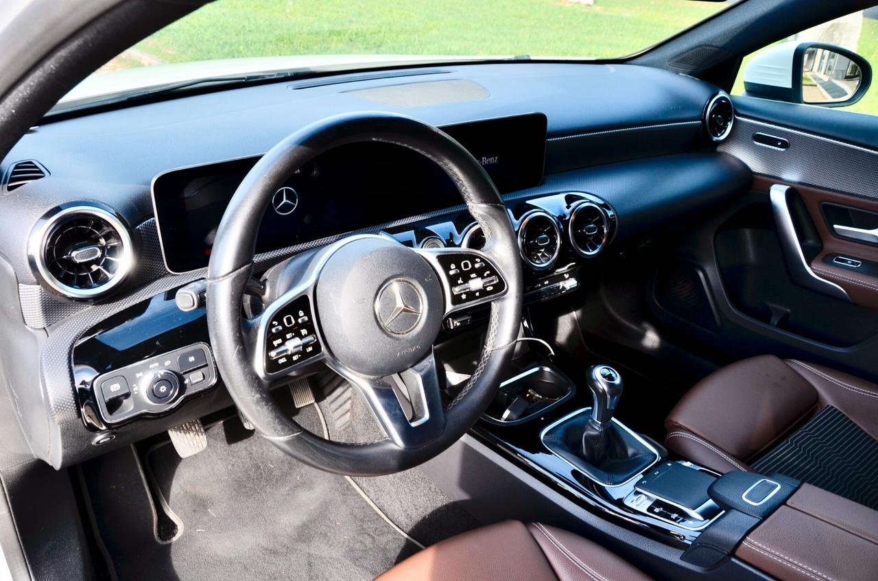 MERCEDES-BENZ A180 1.4 SPORT 136cv MANUALE, BENZINA/GPL, ESENTE BOLLO, EURO 6D, FARI LED, APPLE/ANDROID, PERMUTE