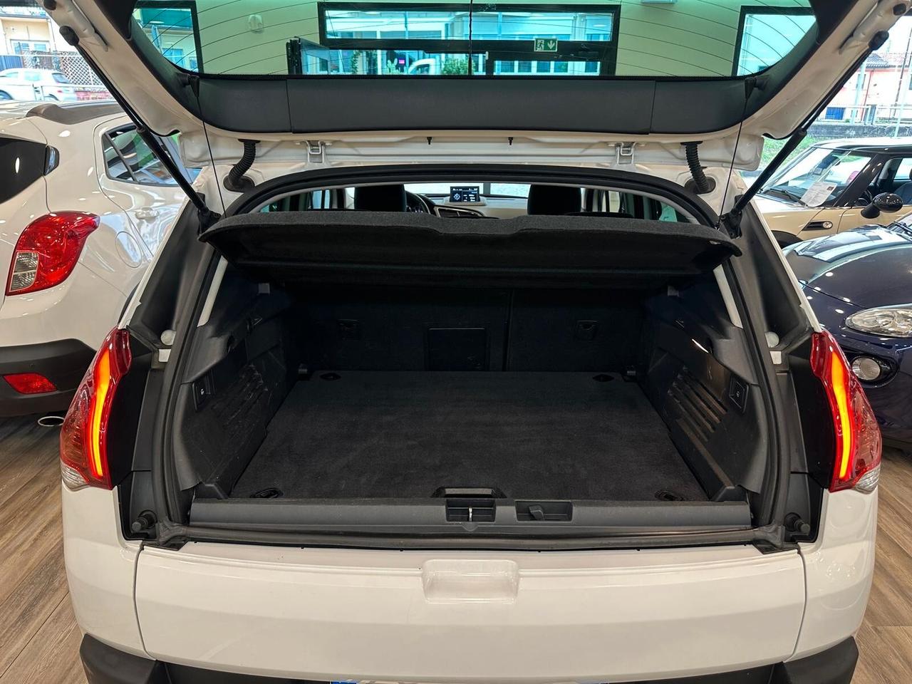 Peugeot 3008 BlueHDi 120 S&S Business