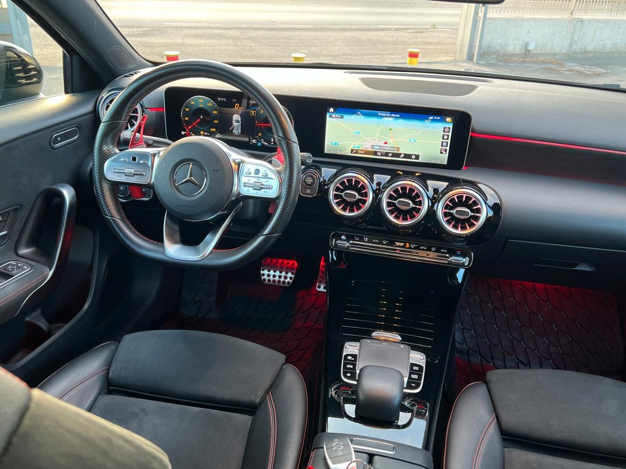 Mercedes-benz A 180 d Premium AMG 1PROPRIETARIO.